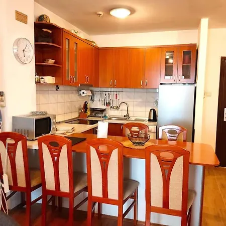 Riposo - Excellent Location, Free Parking