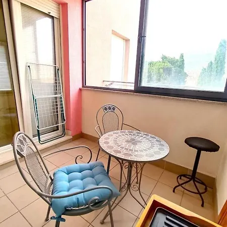 Riposo With Free Parking - Near The Apartman