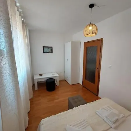 Riposo - Excellent Location, Free Parking *