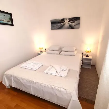 Apartment Riposo - Excellent Location, Free Parking