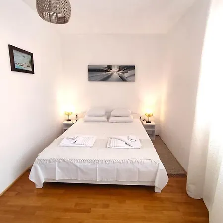 Riposo With Free Parking - Near The Kaštela