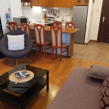 Riposo - Excellent Location, Free Parking